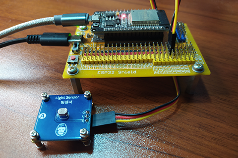 026 – MicroPython TechNotes: Light Dependent Resistor (LDR)